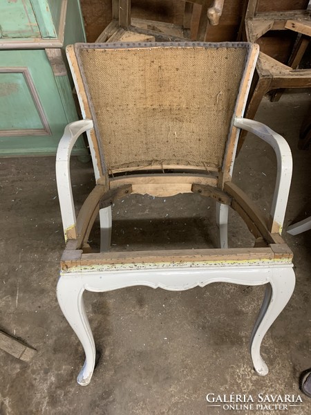 Antique chair structure