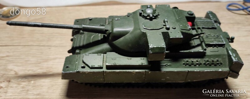 Metal model panzer chieftain medium tank corgi toys 1:50 # pat app 20660/73 e243/a