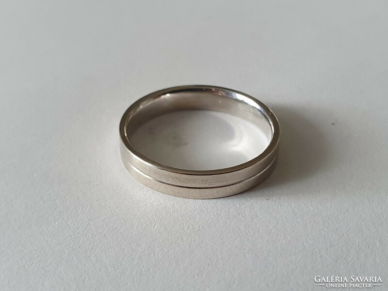 14 k-os női karikagyűrű 4,1 g