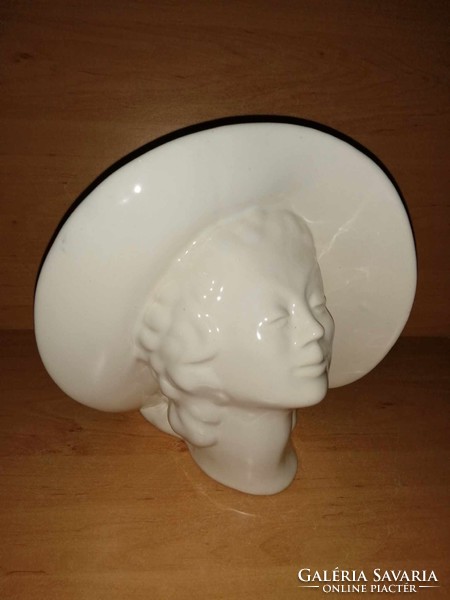 Beautiful antique Victorian vase lady in hat - 22cm tall