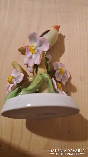 Herend porcelain bird with flowers