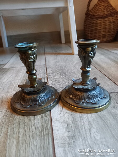 Pair of sumptuous old bronze putto candle holders (10.5x9.4 cm)