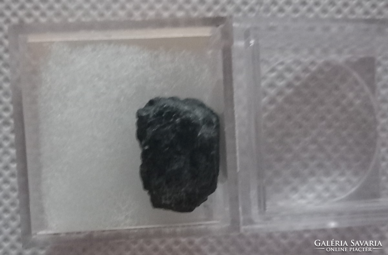 21. Mineral and rock sample sale black tourmaline /mineral samples /