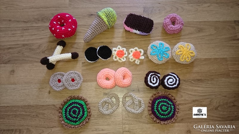 Crochet toy cake package