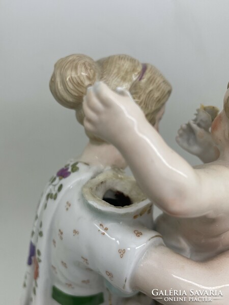 Antik Német drezdai porcelán figura anya puttóval 27cm sérült