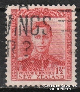 Új  Zéland 0228  Mi 241     0,30 Euró
