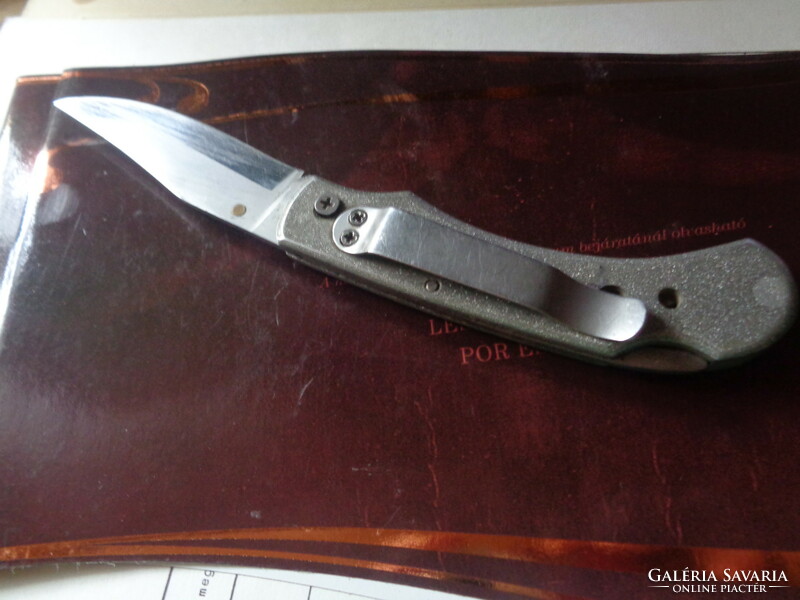 Taktikai kés  , Dixos  rostfrei KRUPP WNR4034 + 55 HRC  , penge 8 cm , teljes hossz 18 cm