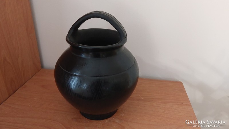 (K) Szép zsűrizett fekete kerámia váza cca 24 cm magas