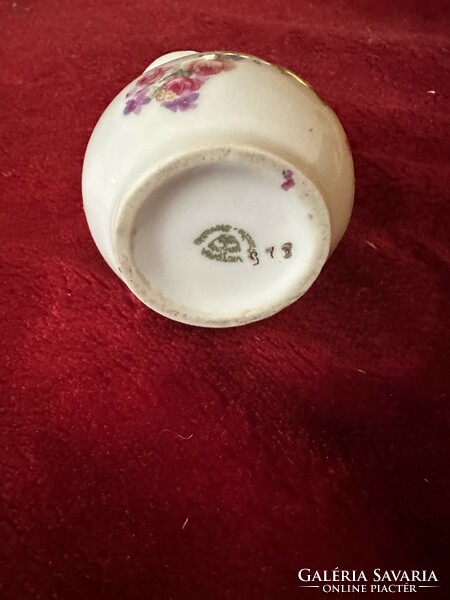 Antique victoria Czech porcelain spout