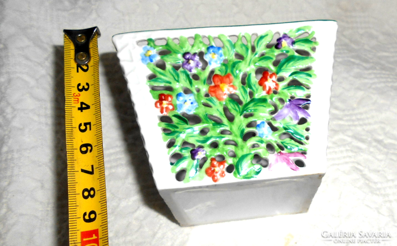 Herendi virág mintás áttört oldalfallal  porcelán  - kaspó