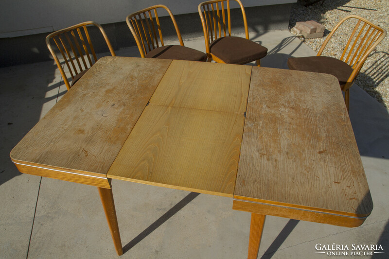Retro dining room, chairs + table, jitona u300 b.Landsman