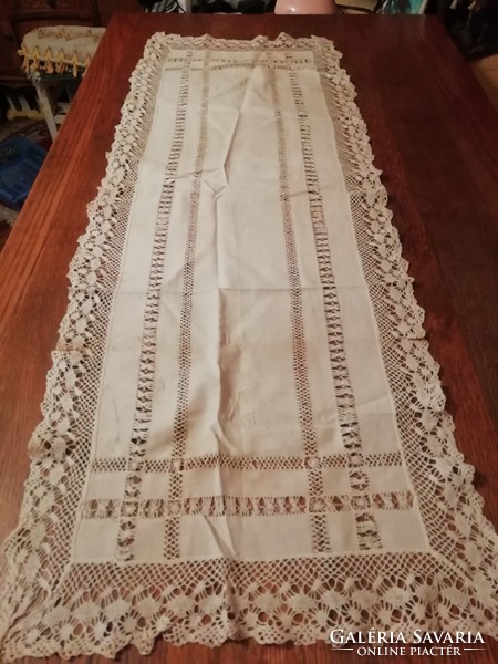 Antique tablecloths 17. 120 Cm x 44 cm
