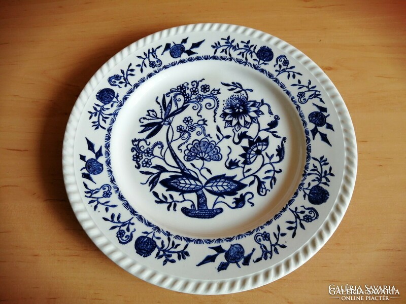 French porcelain wall plate with onion pattern 24 cm (3p)