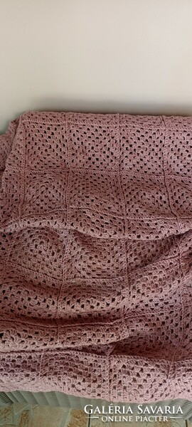 Crochet blanket or tablecloth 140x160 cm