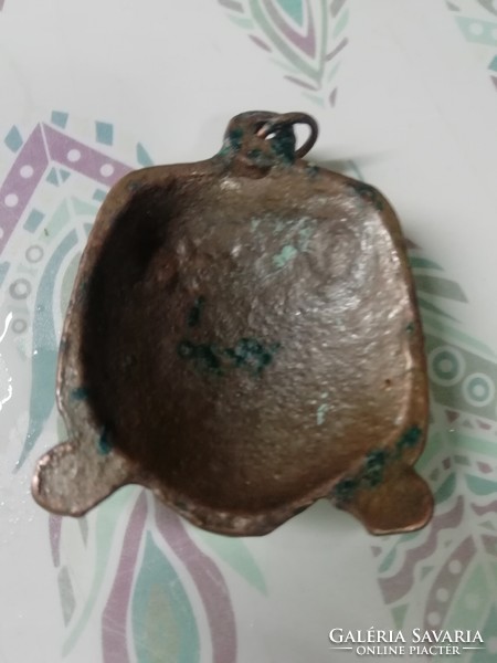 Antik rémisztő amulett
