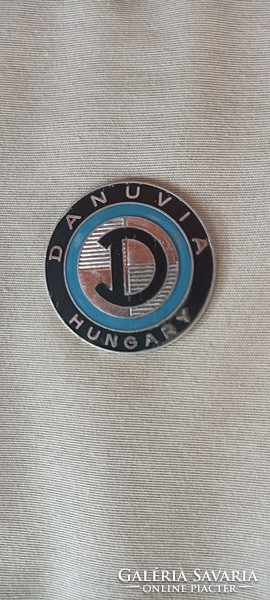 Danuvia engine emblem