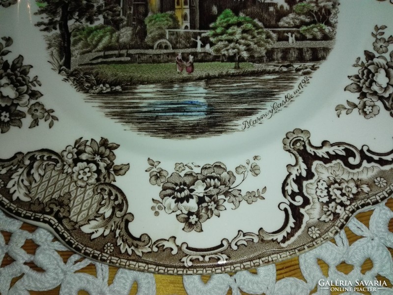 Wonderful, English Johnson Bros. porcelain flat plate, ... Flawless, ironstone