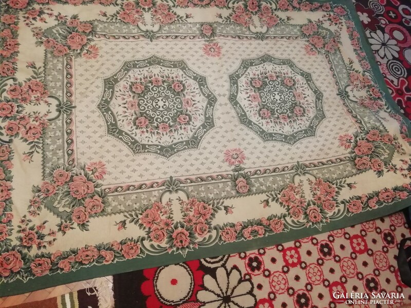 Beautiful old bedspread 12.