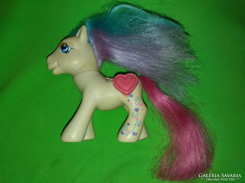 Gyönyörű minőségi HASBRO Dús lila sörényes My Little Pony lovacska 13 cm a képek szerint 1.