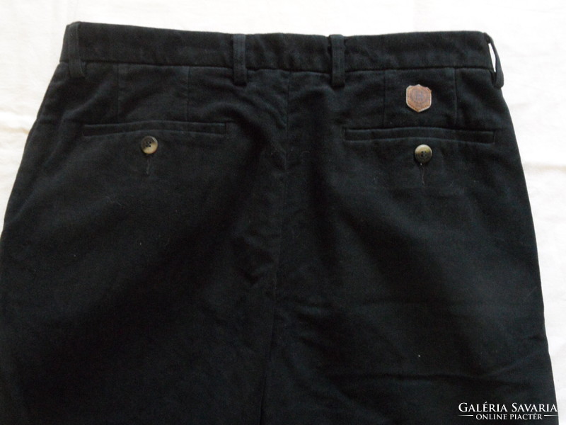 Marks & Spencer black men's trousers (size 32/33)
