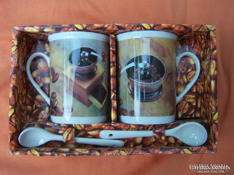 Tête à tête kávézó készlet eredeti dobozában  két porcelán kávésbögre porcelán kanalakkal eredeti do