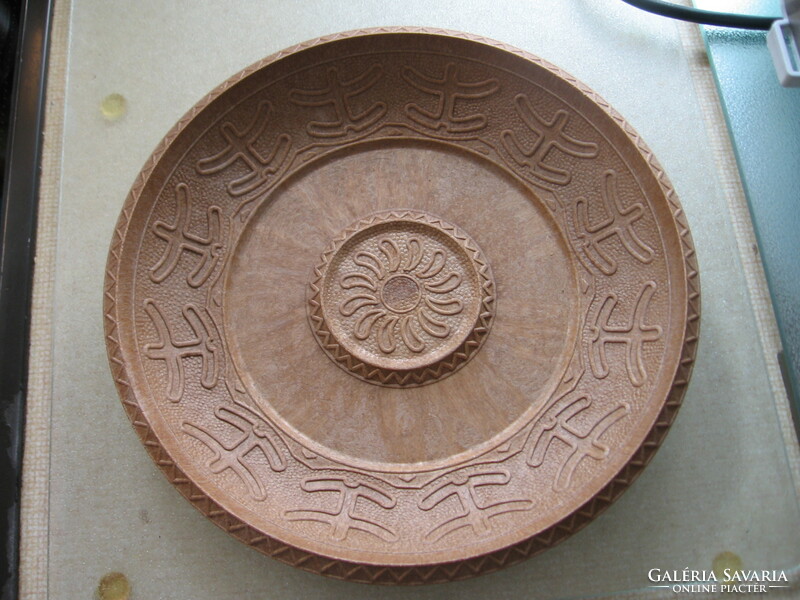 Retro wood effect hard plastic plate, bowl