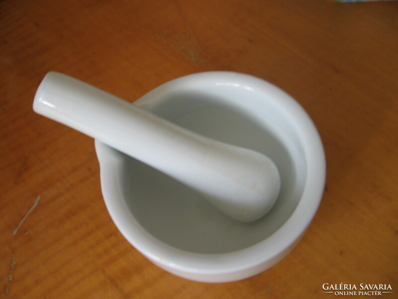 Villa loca porcelain apothecary mortar and pestle, grinding cup, grinding bowl and rod