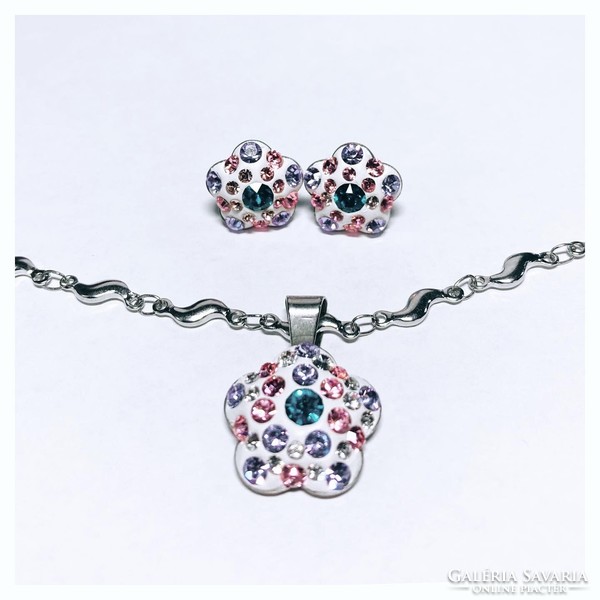 Floral children's jewelry set in a stainless steel socket with swarovski/preciosa crystals