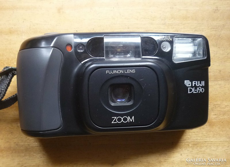 FUJI DL-190 félautomata fényképezőgép