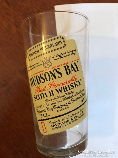 Scotch whiskey inscription glass. Size: 12 cm high and diameter above: 7 cm