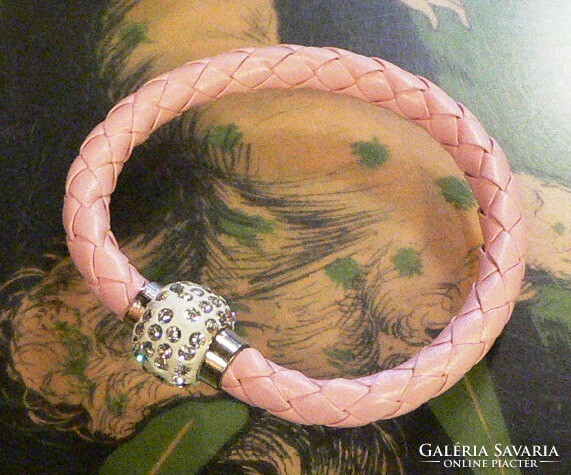 Sibylle leather bracelet with swarovski crystal
