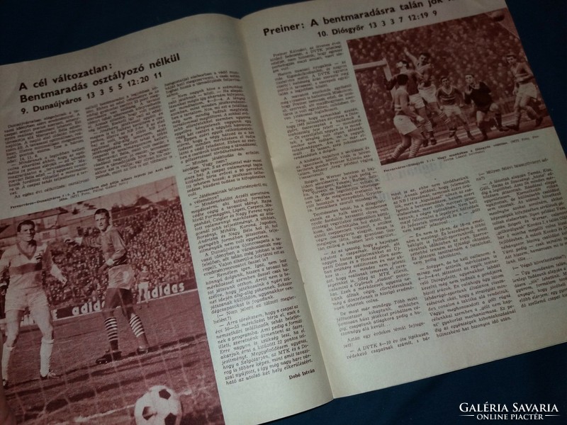 1966. július LABDARÚGÁS magyar labdarúgó újság magazin a képek szerint
