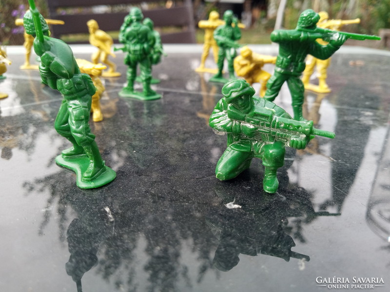 Retro müanyag katonák