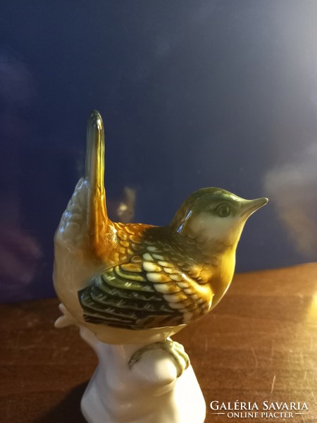 Old German porcelain bird. Wing damaged!