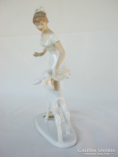 Wallendorf porcelán lány őzikével