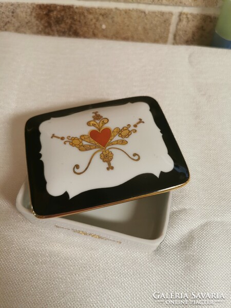 Bakos Éva Herendi porcelán ékszertartó