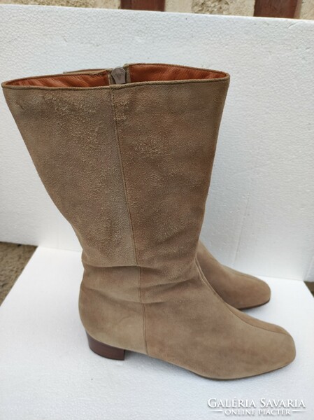 Bally suede winter fur-lined boots size: 40 (7 1/2)