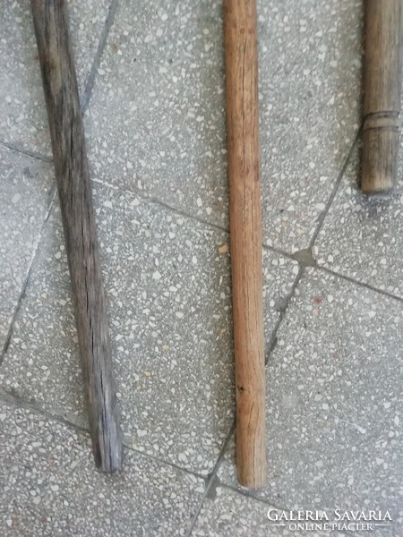 5 old small bards, agricultural tools, decorative objects