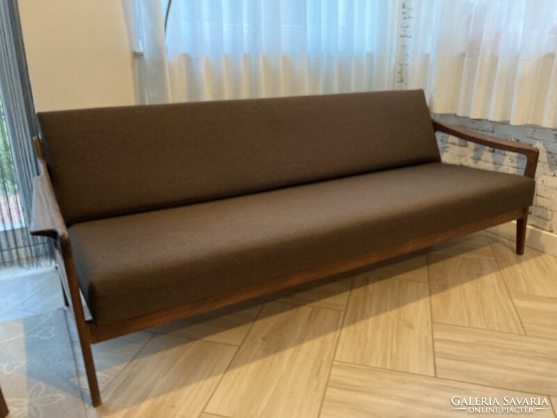 Kihúzható design kanapé mid century 50-es évek