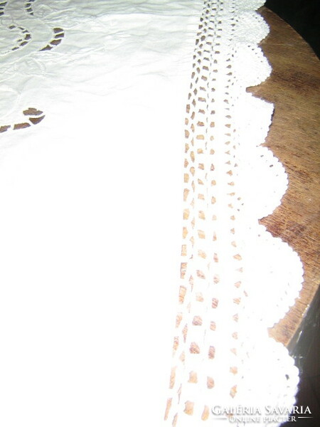 Gorgeous Vintage Style White Madeira Embroidered Hand Crocheted Lace Ears Stained Glass Curtain