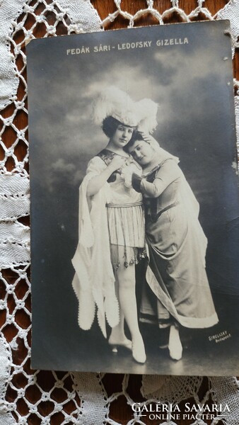 Cca. 1915 FEDÁK SÁRI ZSAZSA DIVA PRIMADONNA + LEDOFSKY GIZELLA FOTÓLAP STRELISKY FOTÓ