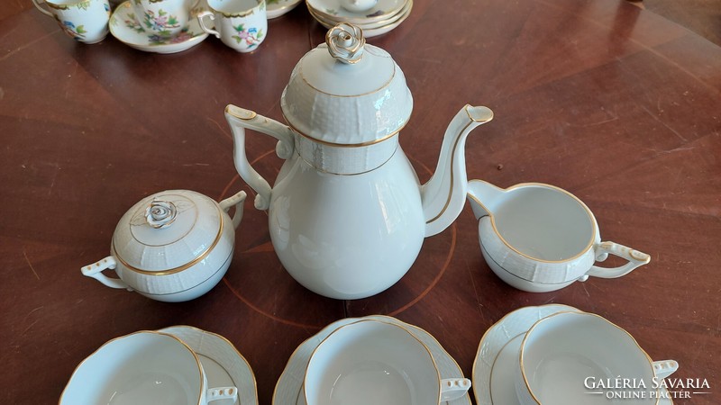 Herend 6-person white-gold tea set