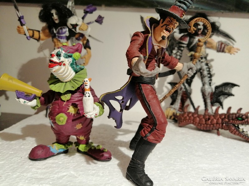 Action figure film figure kiss psycho circus