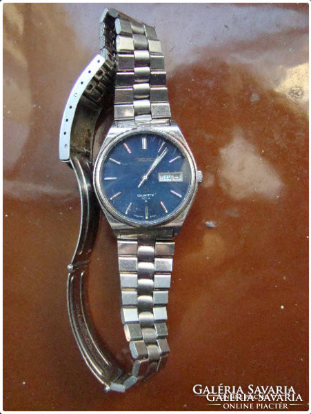 Seiko quartz 4004 0903-8089 watch