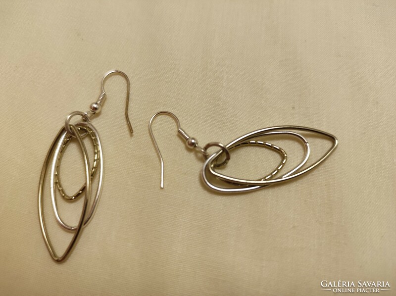 Izraeli ezüst fülbevaló három ovális elemmel