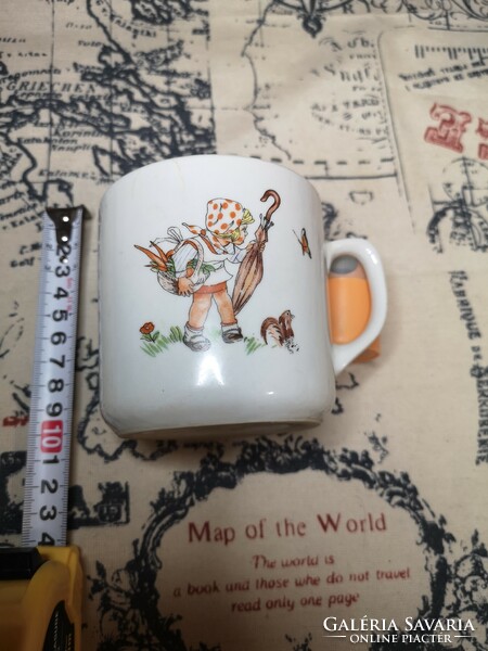 Zsolnay fairy tale patterned mug 2.