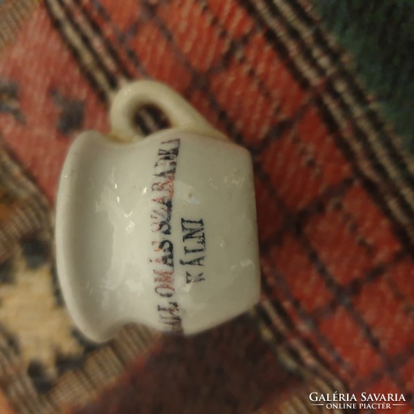 Gyűjtői/múzeumi darab "Végállomás Szabadka kálni" régi ritka játék porcelán bili