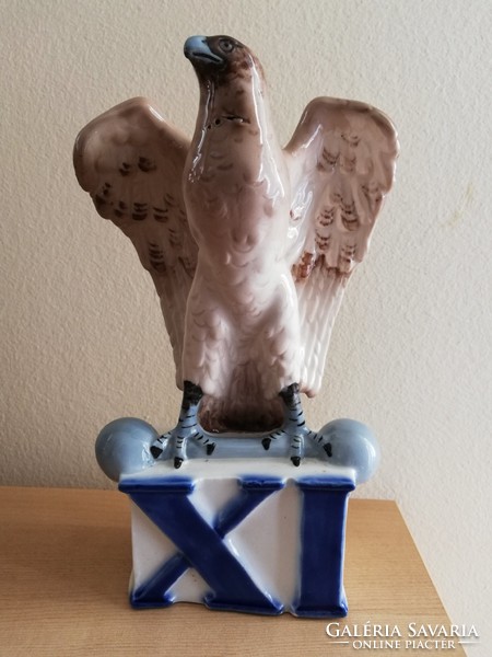 Big royal dux bird, eagle