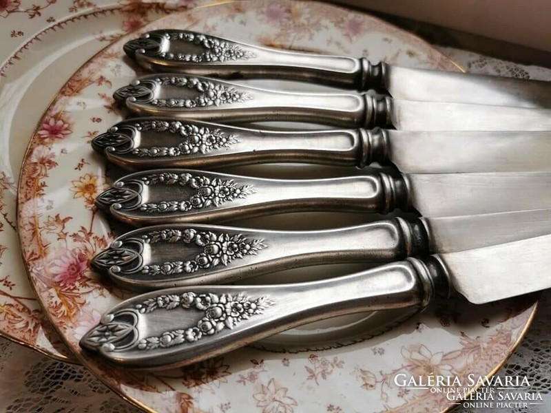 Beautiful silver-plated knives 6pcs