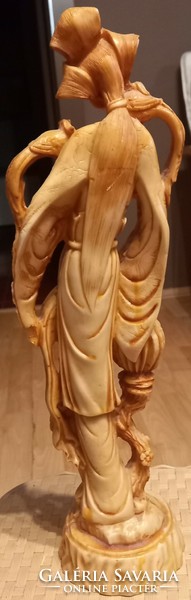 Kínai csont szobor